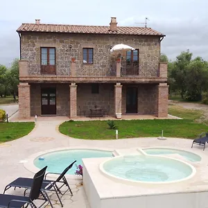 https://agriturismo-tenuta-roccaccia-pitigliano.it-tuscanyhotel.com